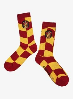 Harry Potter Gryffindor Crest Wavy Checkered Crew Socks - BoxLunch Exclusive
